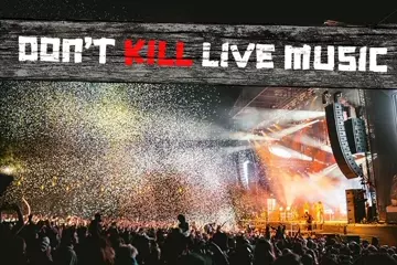 Splendour pic by Savannah van der Niet