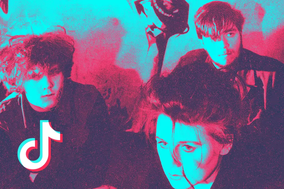 Cocteau Twins - pic by Chris Garnham