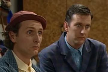 Lano & Woodley Would 'Love' To Revive Their '90s TV Series