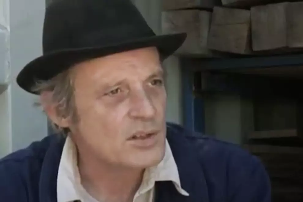 Pic via YouTube/RocKwiz Road Stories