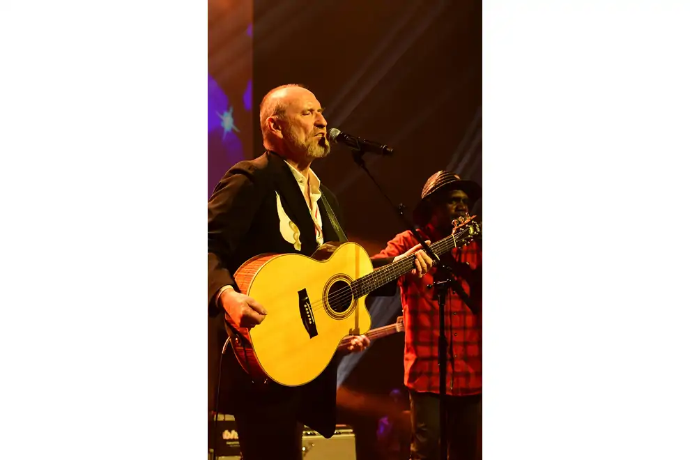 Pic by Tony Mott