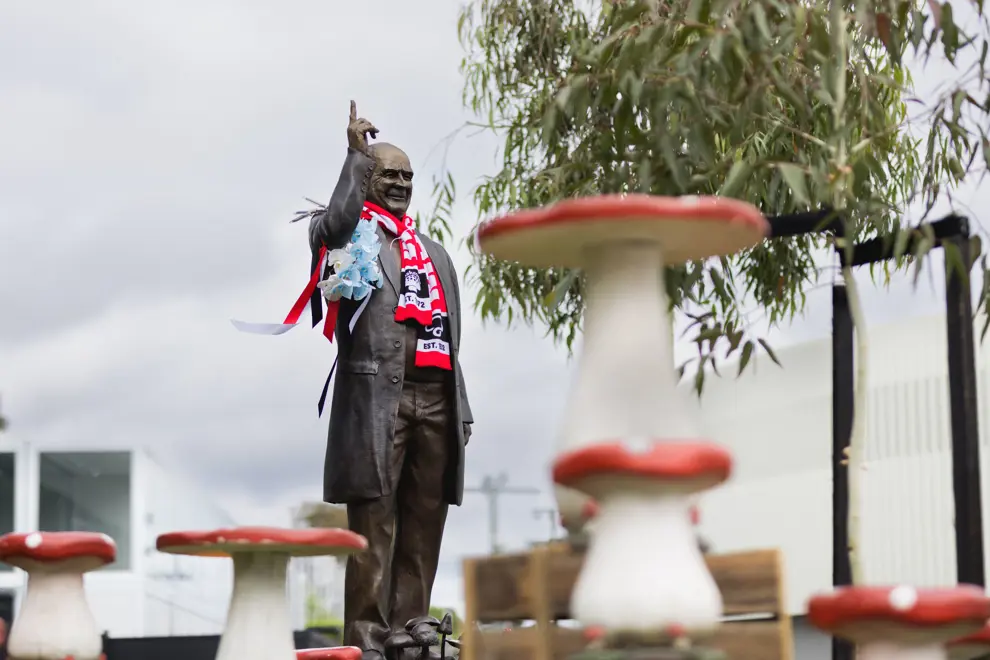 Michael Gudinski Statue