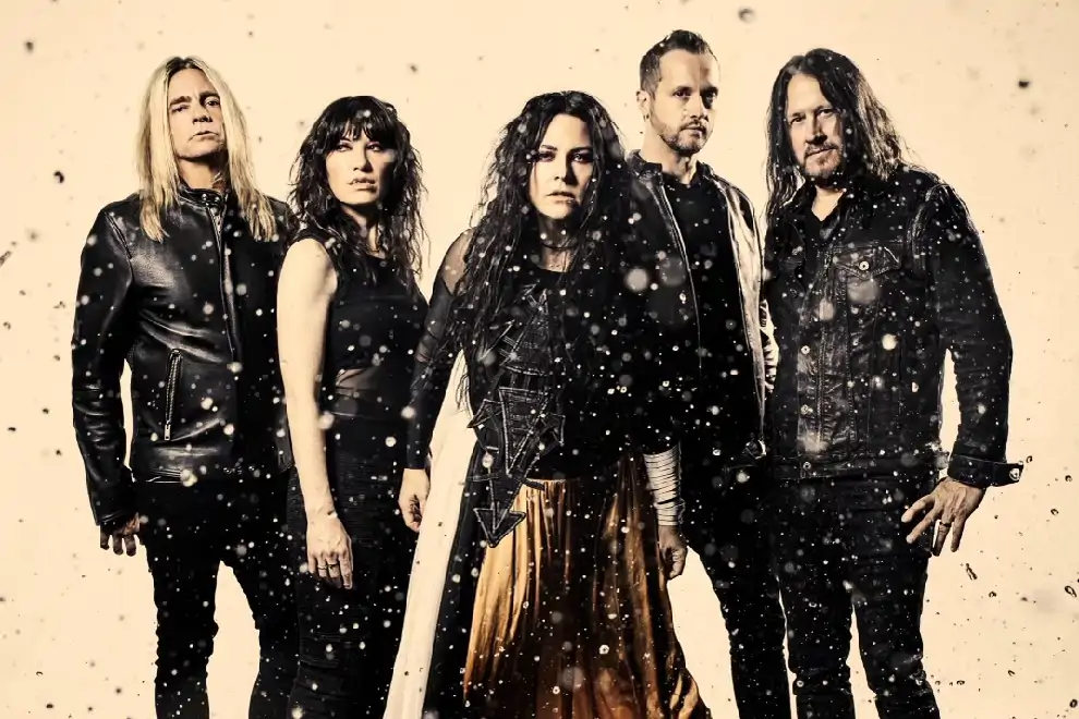 Photo of Evanescence