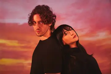 Dean Lewis & Julia Michaels