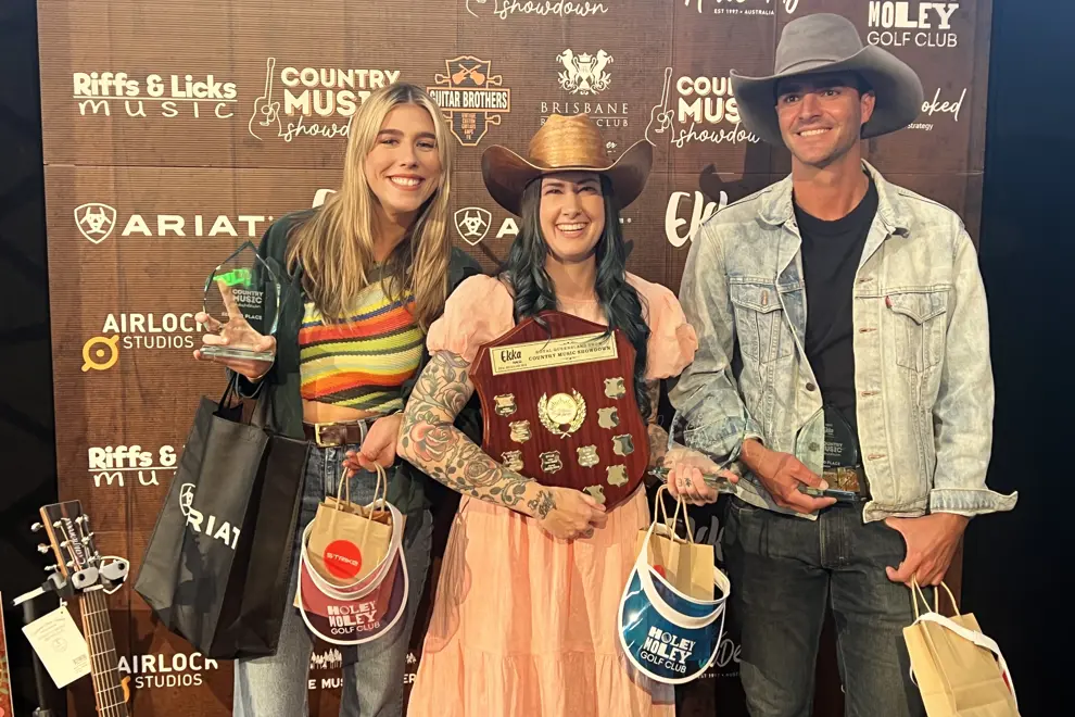 Brianna Dinsdale, Beth Lucas, Mitchell Steele