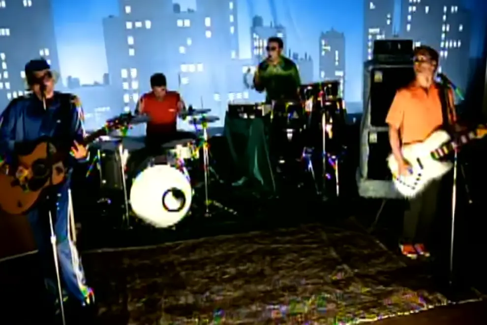 Wheatus performing 'Teenage Dirtbag'