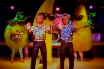 Black Lace 'Agadoo' music video