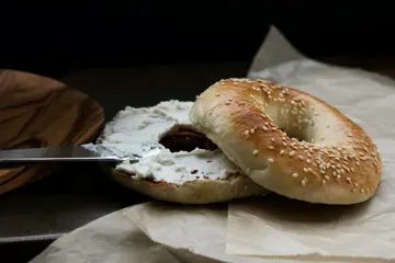 Bagel with cream cheese