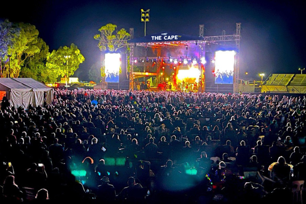 Savannah In The Round