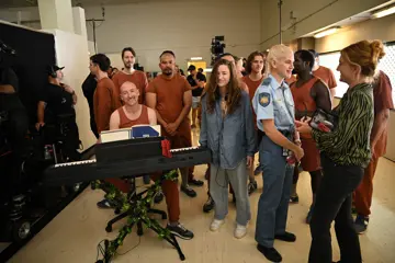 Electric Fields on the set of 'How To Make Gravy'