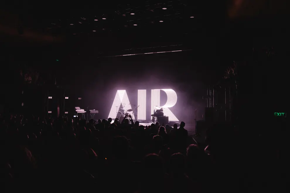 AIR