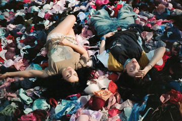 Billie Eilish and Charli xcx in 'Guess'