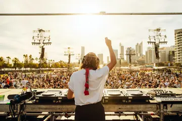 Rok Riley is one of the several artists to play the 30 year celebrations.