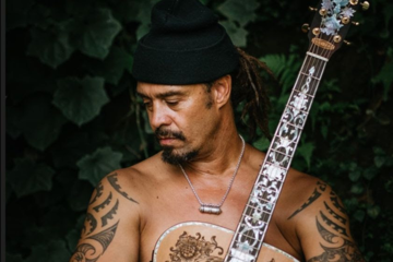 Michael Franti & Spearhead