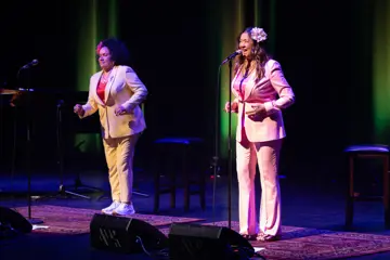 Vika & Linda performing live