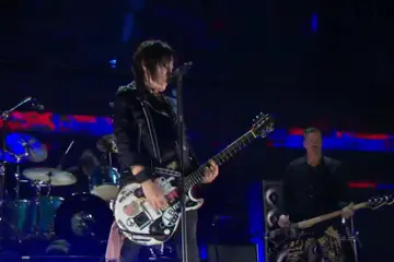 Joan Jett performing with Dave Grohl & Krist Novoselic