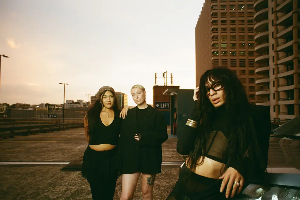 Minori Ueda, Jannah Beth & Jamaica Moana for ONE OFF TRAKS