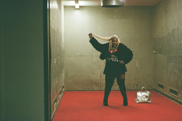 Vv Pete In 'GO DUMB'