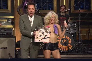Amyl And The Sniffers live on The Tonight Show Starring Jimmy Fallon
