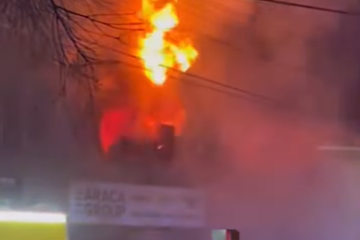 Araca Stores warehouse on fire