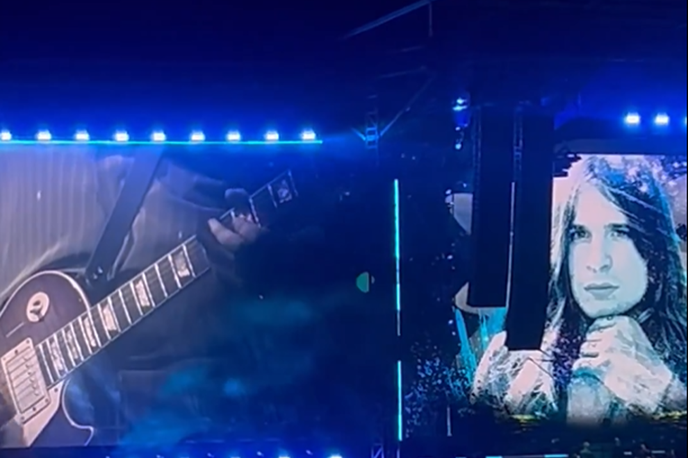 Oasis paying tribute to Ozzy Osbourne