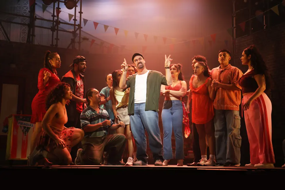 In The Heights, Ryan González and ensemble