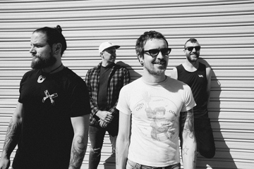 Kisschasy Continue To Preview New Chapter With Latest Single, 'Parasite'