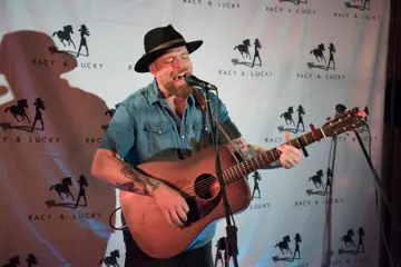 Andrew Swift @ Country Music Cocktails