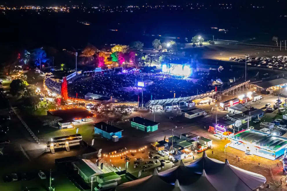 Savannah In The Round