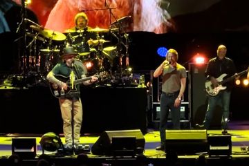 Josh Teskey Joins Zac Brown Band On Stage In Melbourne