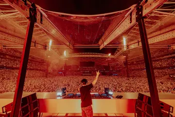 Dom Dolla performing at Sydney's Allianz Stadium