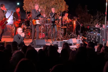 Queens of the Stone Age performing with Nick Oliveri