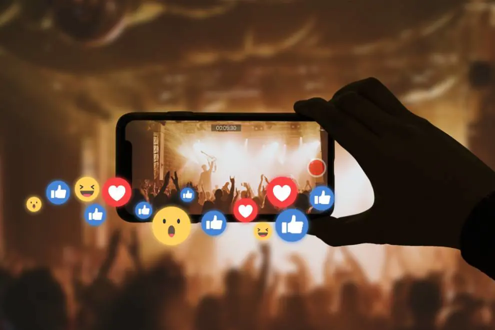 Live streaming live concerts