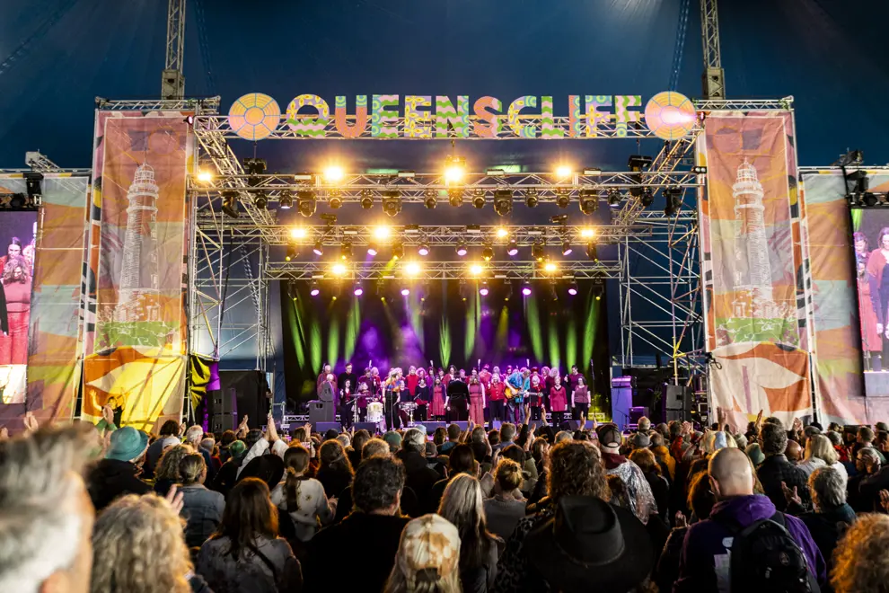 Mama Kin Spender at Queenscliff Music Festival 2025