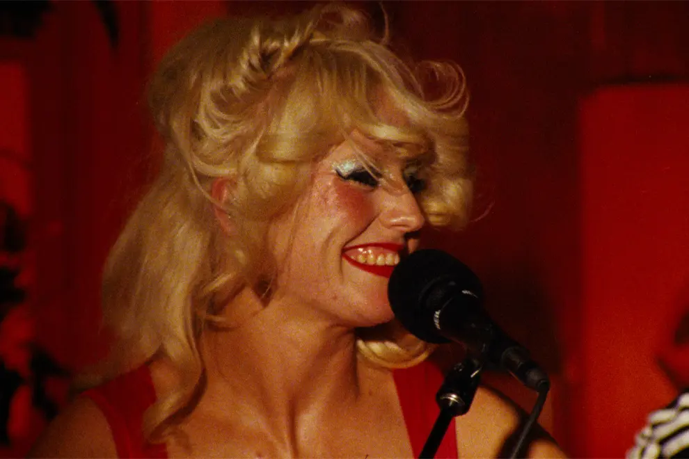Amyl And The Sniffers