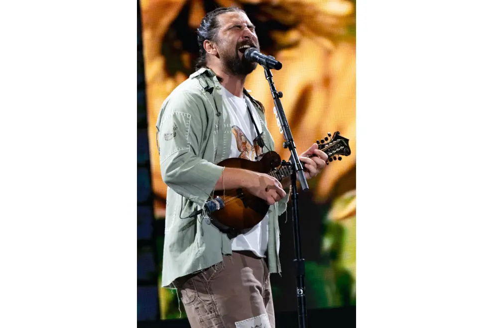 Noah Kahan at Rod Laver Arena
