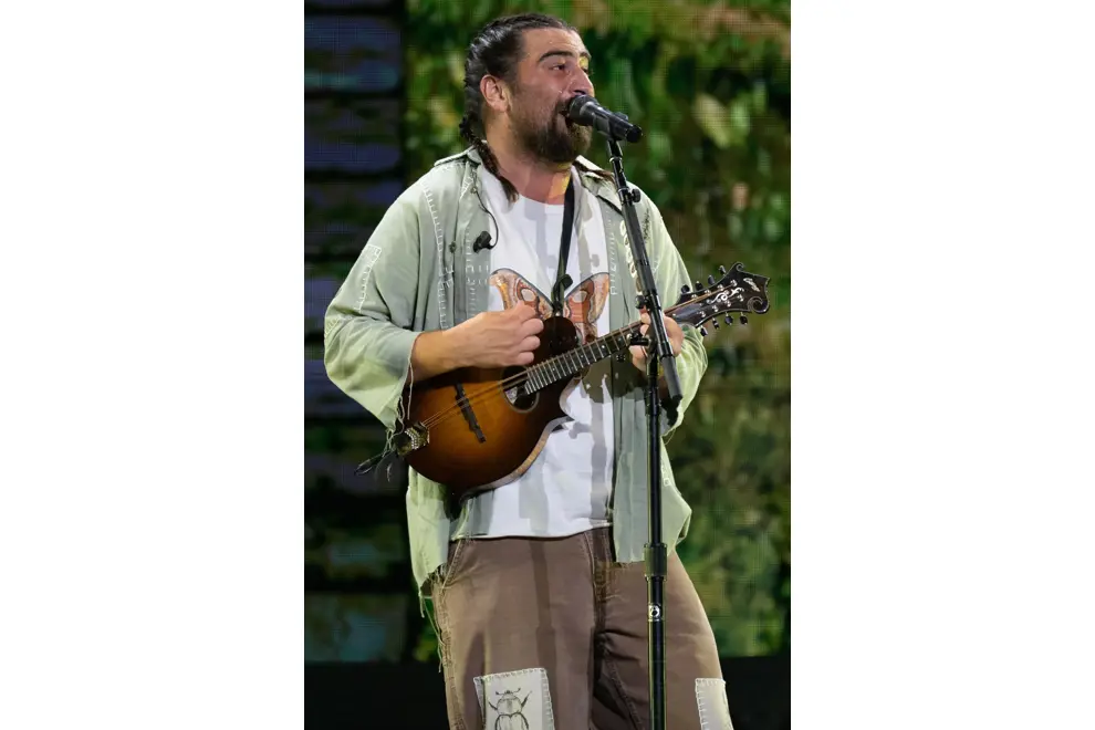 Noah Kahan at Rod Laver Arena