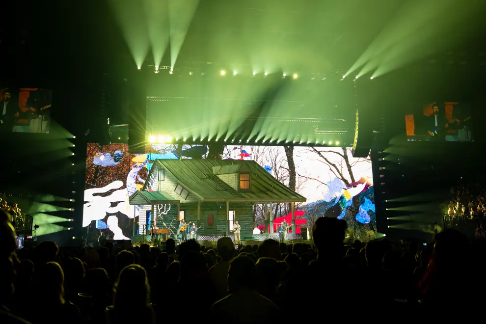 Noah Kahan at Rod Laver Arena