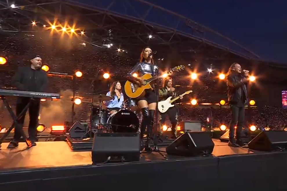Amy Shark and Dave Gleeson performing at the NRL Grand Final