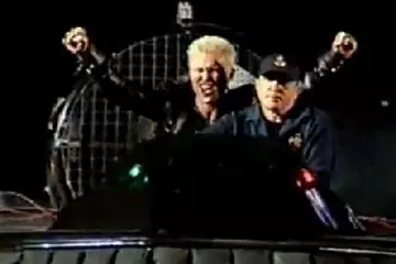 Billy Idol, seconds before everything went to shit.