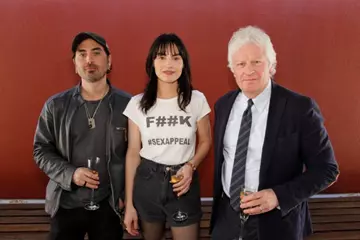 The shirt original said "F**k Abbott"