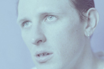 MOSSY joins I OH YOU, unveils debut video clip for Electric Chair