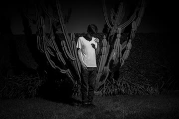 Live Review: LISTEN: Nosaj Thing 'Eclipse/Blue' feat. Kazu Makino (Blonde Redhead)