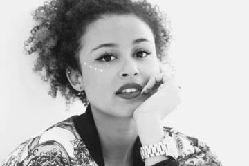Live Review: Thandi Phoenix 'Come Around'
